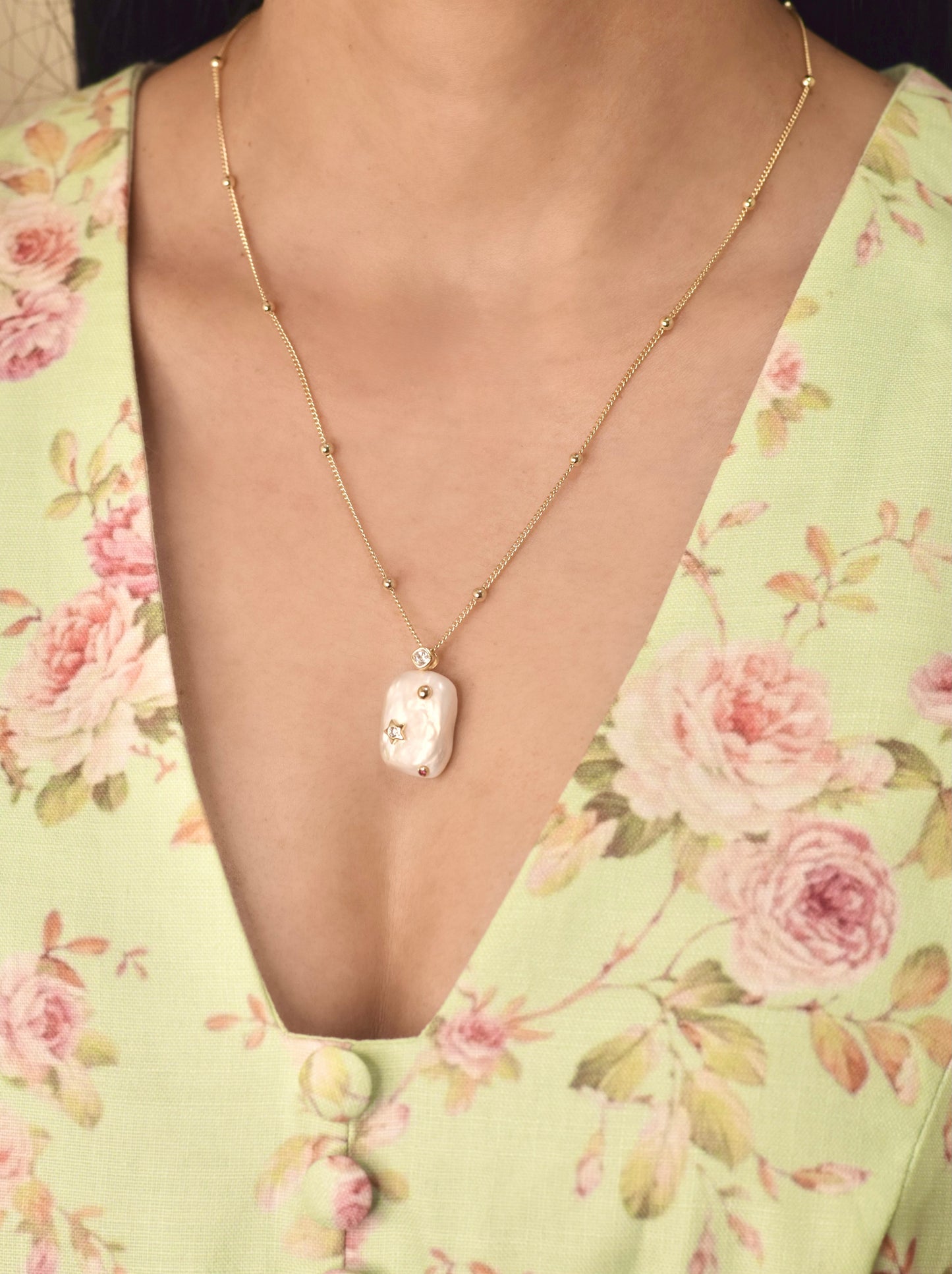 SKYE NECKLACE