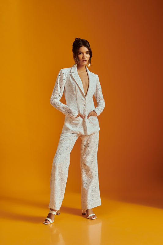 NOVA BLAZER